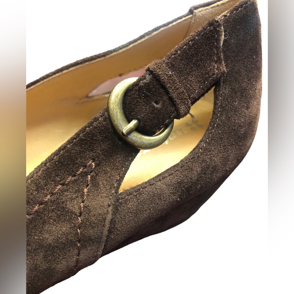 Like New Naturalizer Brown Suede Heels - Picture 6 of 8